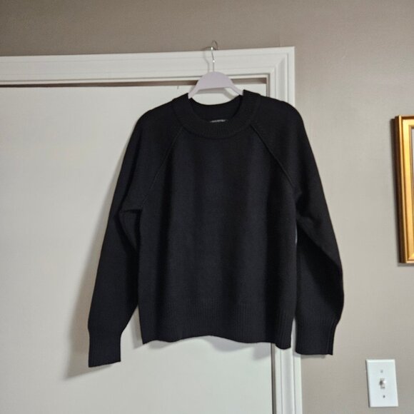 Banana Republic Women's Cotton-Blend Crew-Neck Sweater - Size L - Picture 5 of 8